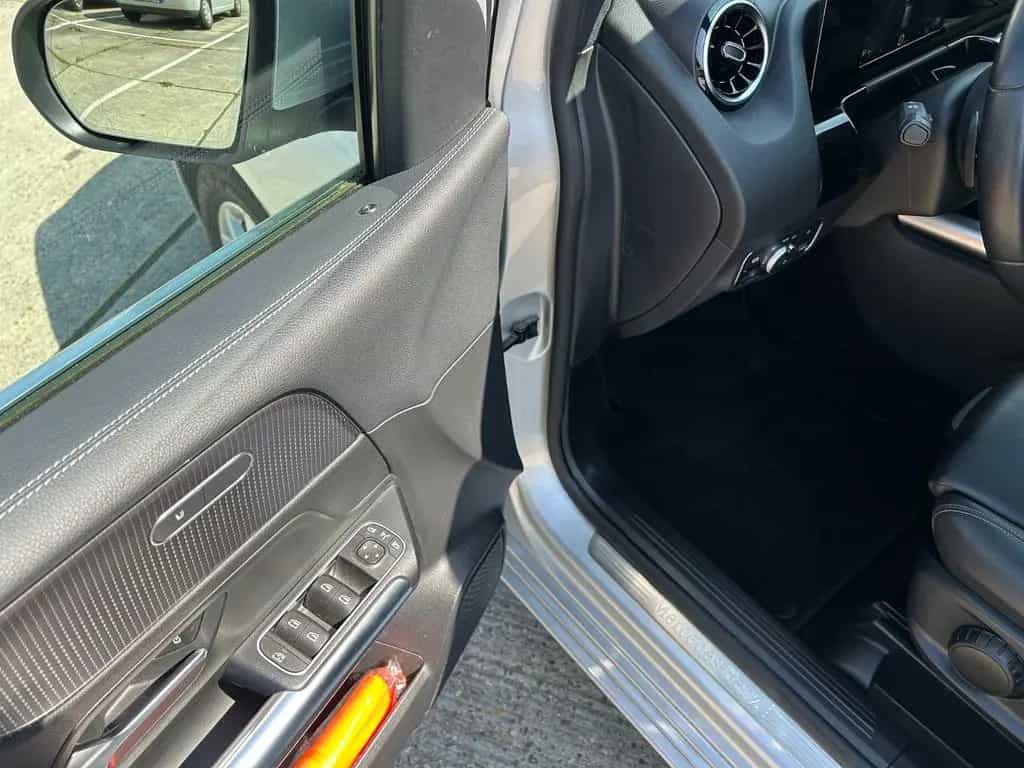 Mercedes-Benz B-Class 200 Aut.* Navi*Standh.*1.Hd*DB Service* 08/2019-photo-5