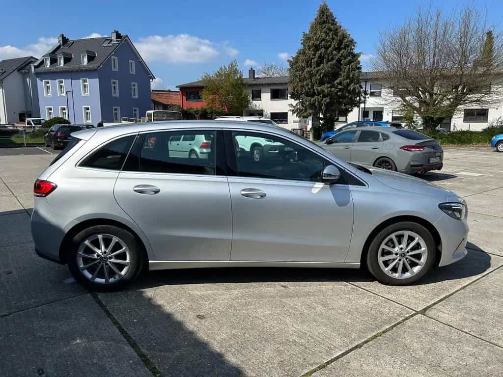 Mercedes-Benz B-Class 200 Aut.* Navi*Standh.*1.Hd*DB Service* 08/2019-photo-8