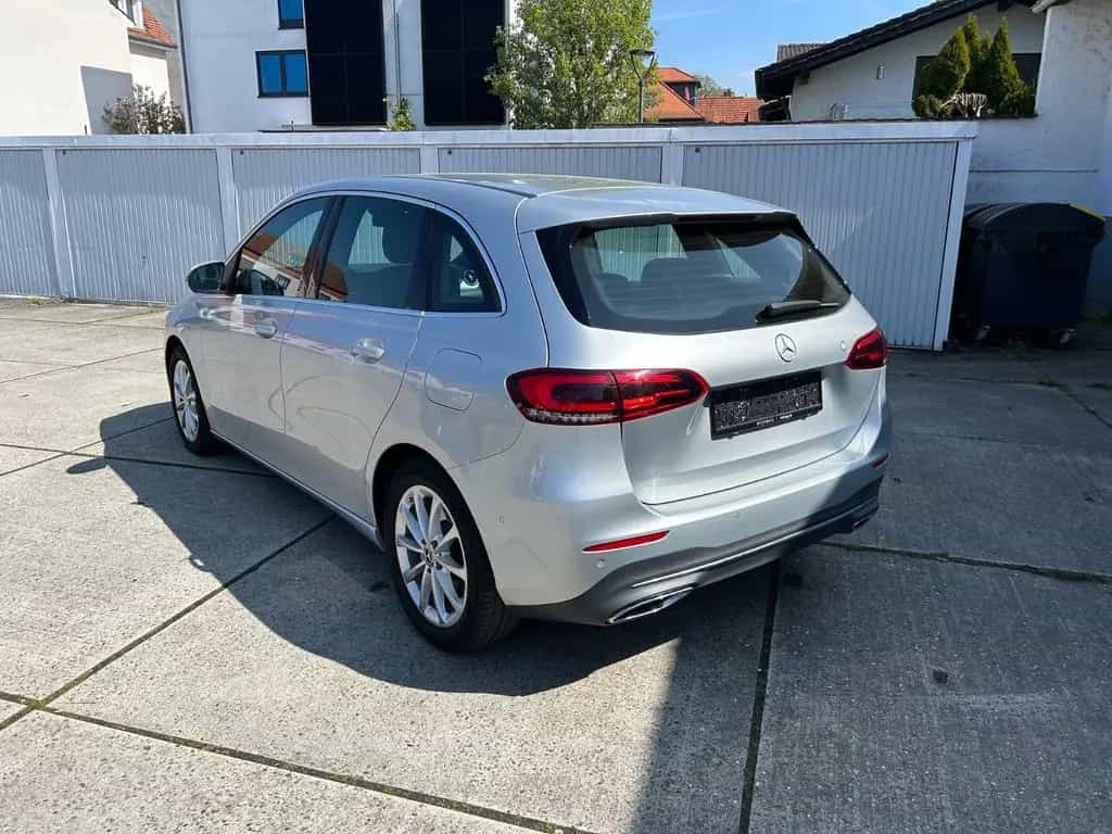 Mercedes-Benz B-Class 200 Aut.* Navi*Standh.*1.Hd*DB Service* 08/2019-photo-9