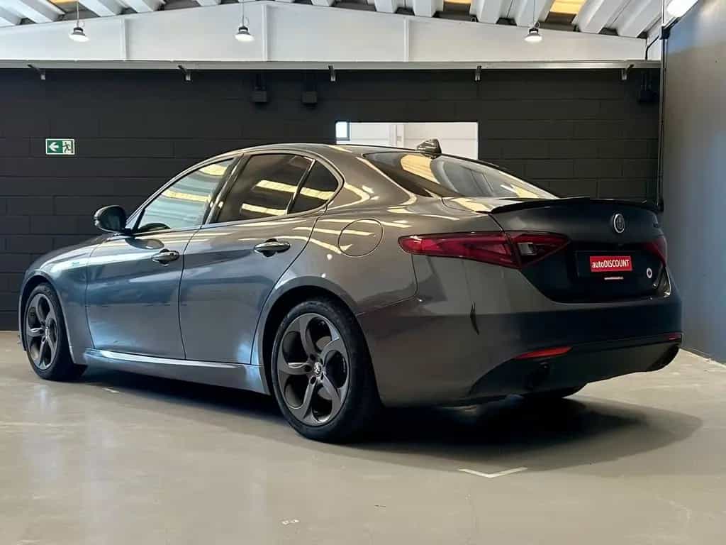Alfa Romeo Giulia 2.2 Turbodiesel 190 CV AT8 Spr 11/2020-photo-2