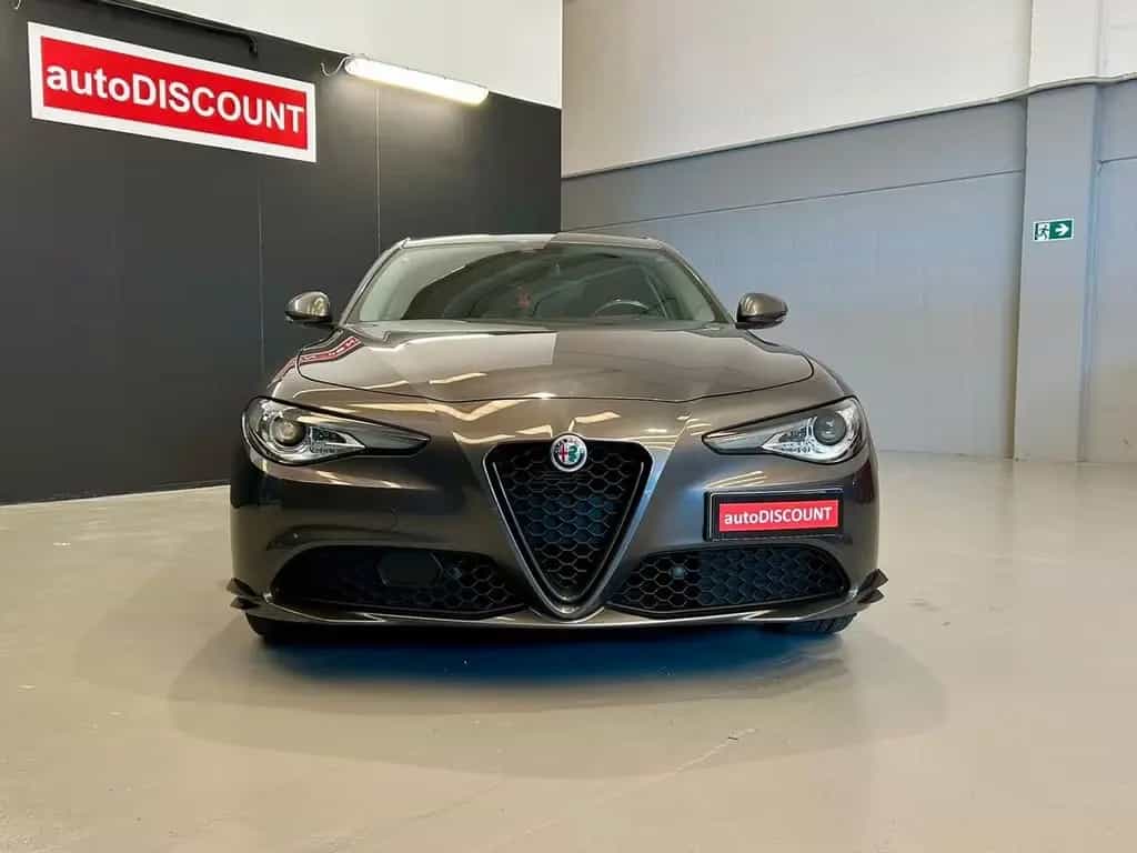 Alfa Romeo Giulia 2.2 Turbodiesel 190 CV AT8 Spr 11/2020-photo-4
