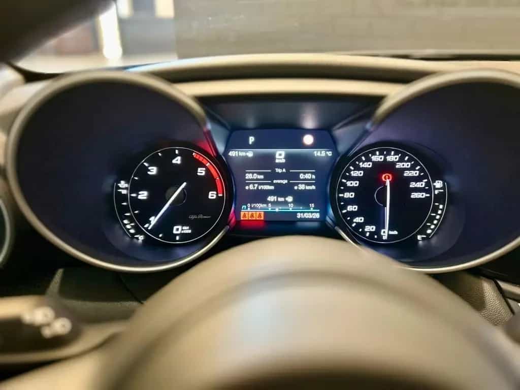 Alfa Romeo Giulia 2.2 Turbodiesel 190 CV AT8 Spr 11/2020-photo-8