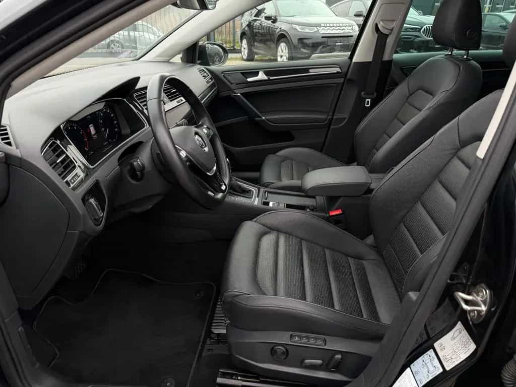 Volkswagen Golf 1.5 TSI High Exclusive *Panoramadach 06/2019-photo-10