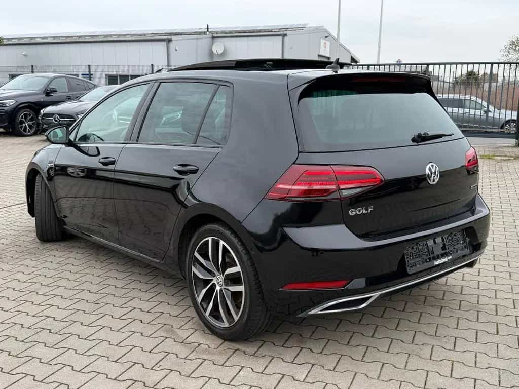 Volkswagen Golf 1.5 TSI High Exclusive *Panoramadach 06/2019-photo-5