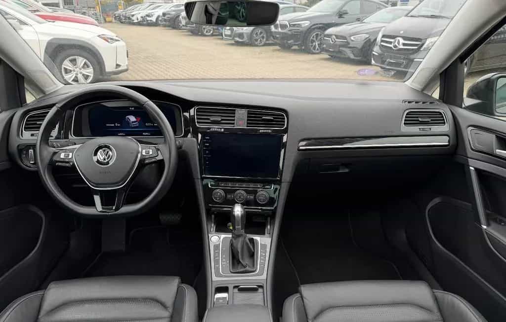Volkswagen Golf 1.5 TSI High Exclusive *Panoramadach 06/2019-photo-8