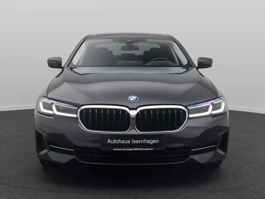 BMW 5 Series 530d xD 360°Glasdach Laser HUD DAB HiFi SoftCl 04/2021-photo-1