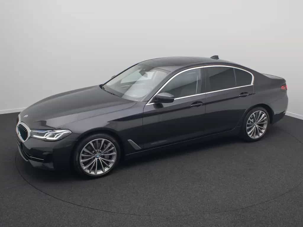 BMW 5 Series 530d xD 360°Glasdach Laser HUD DAB HiFi SoftCl 04/2021-photo-11