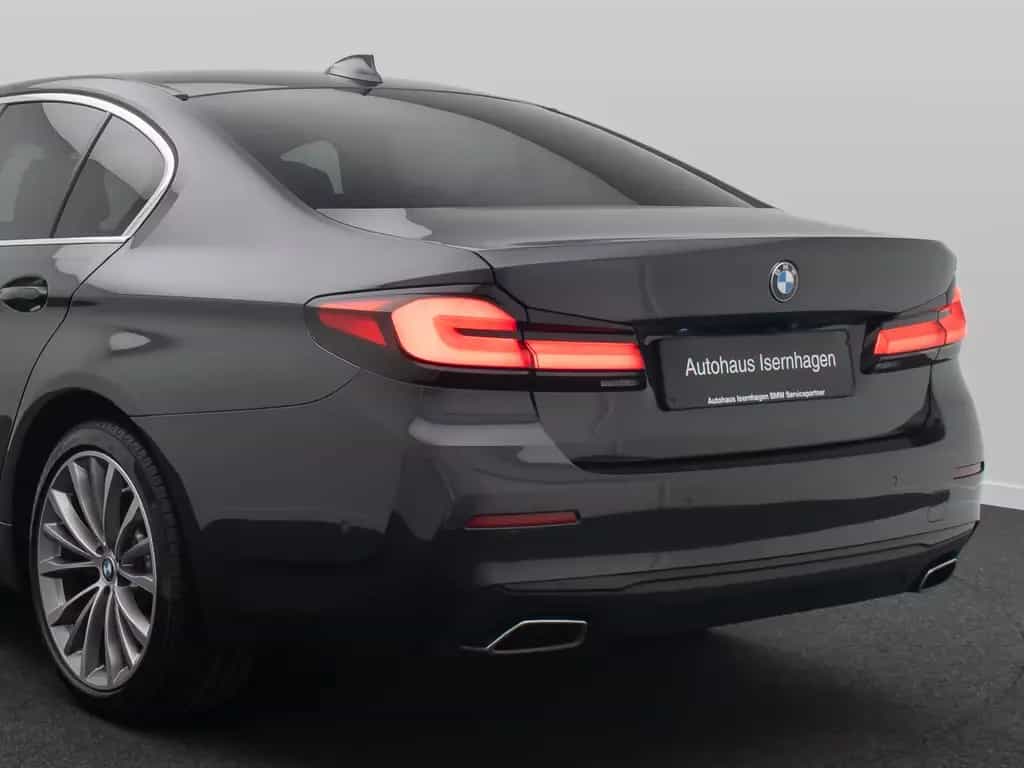 BMW 5 Series 530d xD 360°Glasdach Laser HUD DAB HiFi SoftCl 04/2021-photo-14
