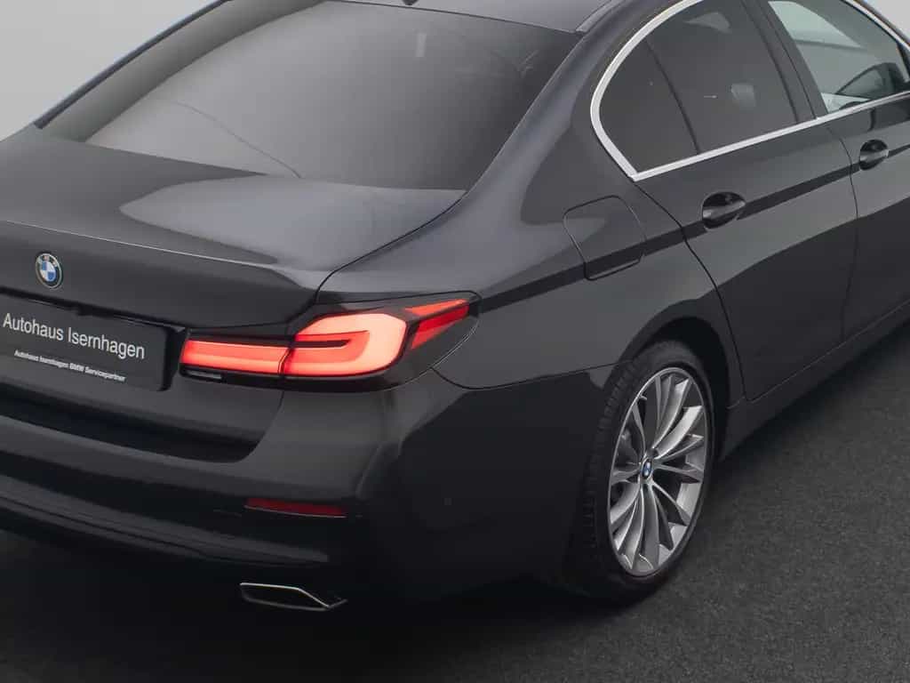 BMW 5 Series 530d xD 360°Glasdach Laser HUD DAB HiFi SoftCl 04/2021-photo-15