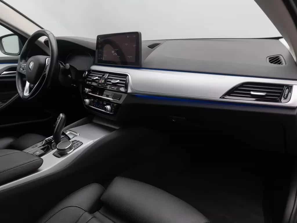 BMW 5 Series 530d xD 360°Glasdach Laser HUD DAB HiFi SoftCl 04/2021-photo-22