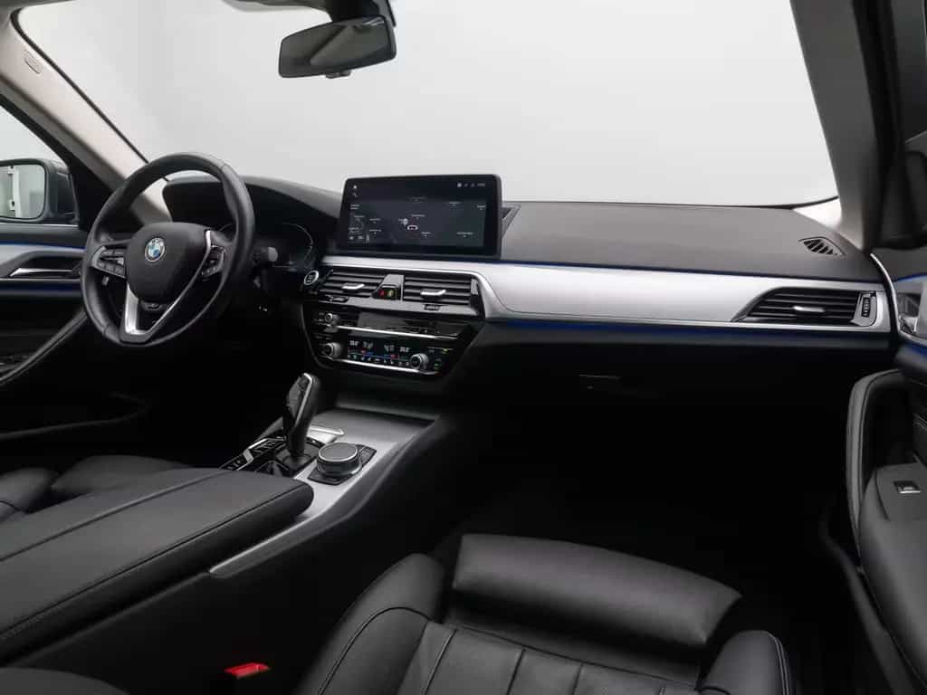 BMW 5 Series 530d xD 360°Glasdach Laser HUD DAB HiFi SoftCl 04/2021-photo-39