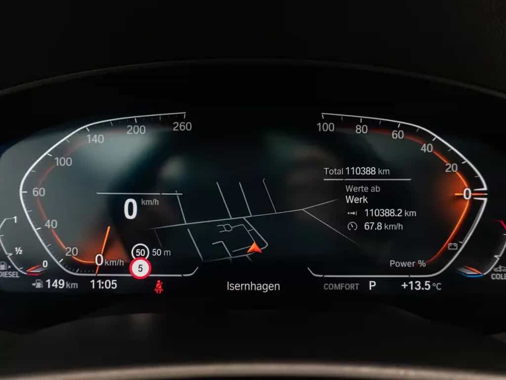 BMW 5 Series 530d xD 360°Glasdach Laser HUD DAB HiFi SoftCl 04/2021-photo-40