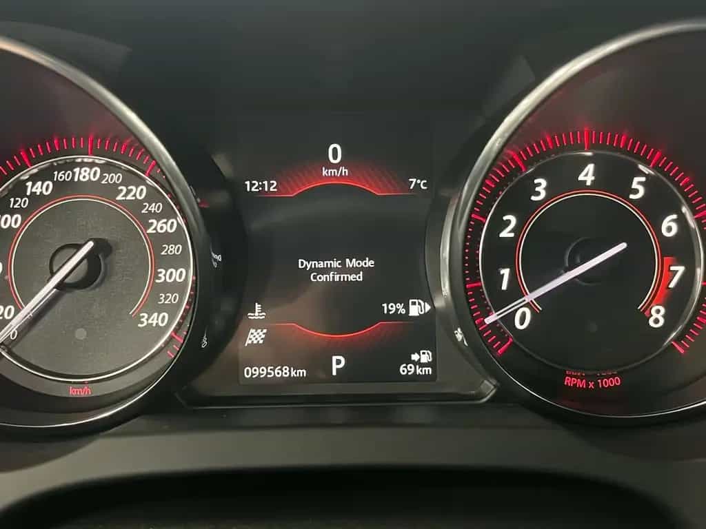 Jaguar F-Type R 5,0 V8 Kompressor SHZ/Navi/Klappenauspu 08/2015-photo-19