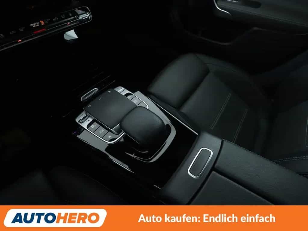 Mercedes-Benz A-Class 250 4Matic AMG Line Aut.*NAV*TEMP*360CAM*PDC* 12/2018-photo-24