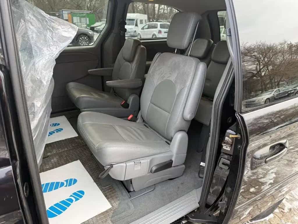 Chrysler Grand Voyager Grand Voyager 2.8 CRD Automatik Cl 07/2007-photo-14