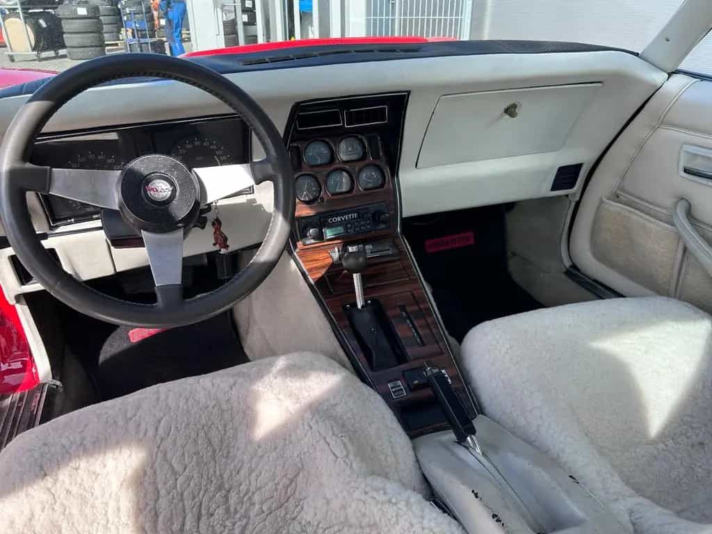 Corvette C3 07/1978-photo-10