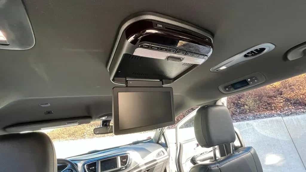 Chrysler Pacifica Van 7 Sitzer Familienauto 07/2018-photo-6