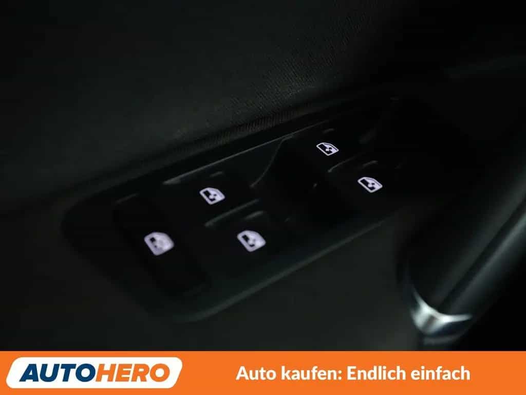 Volkswagen Golf VII 1.4 TSI Comfortline BMT*STAND-HZG*PDC* 04/2017-photo-23