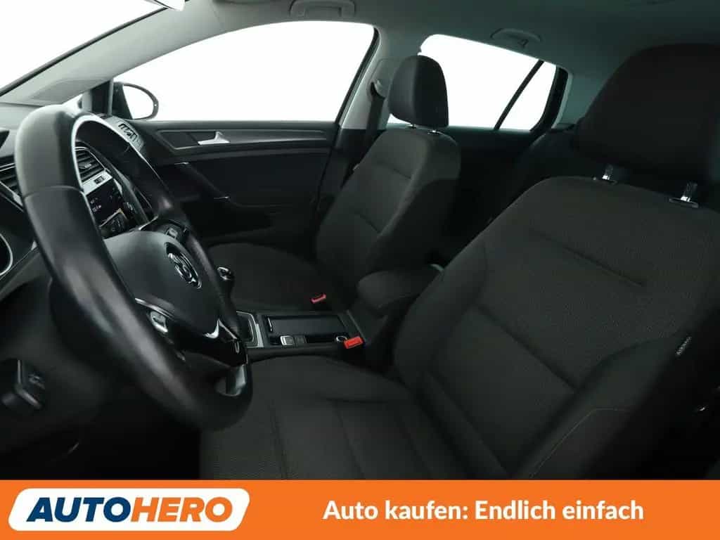 Volkswagen Golf VII 1.4 TSI Comfortline BMT*STAND-HZG*PDC* 04/2017-photo-9