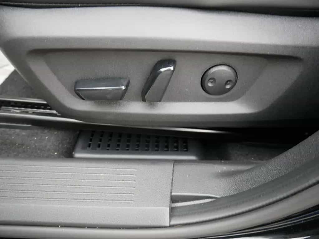 Nissan X-Trail 1,5 VC-T N-Connecta 360° e Klappe Winte 03/2025-photo-4