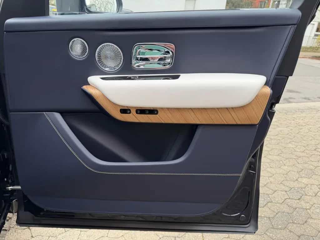 Rolls-Royce SERIES II|CULLINAN PACK|SHOOTING STAR|MULTIMEDIA null-photo-17