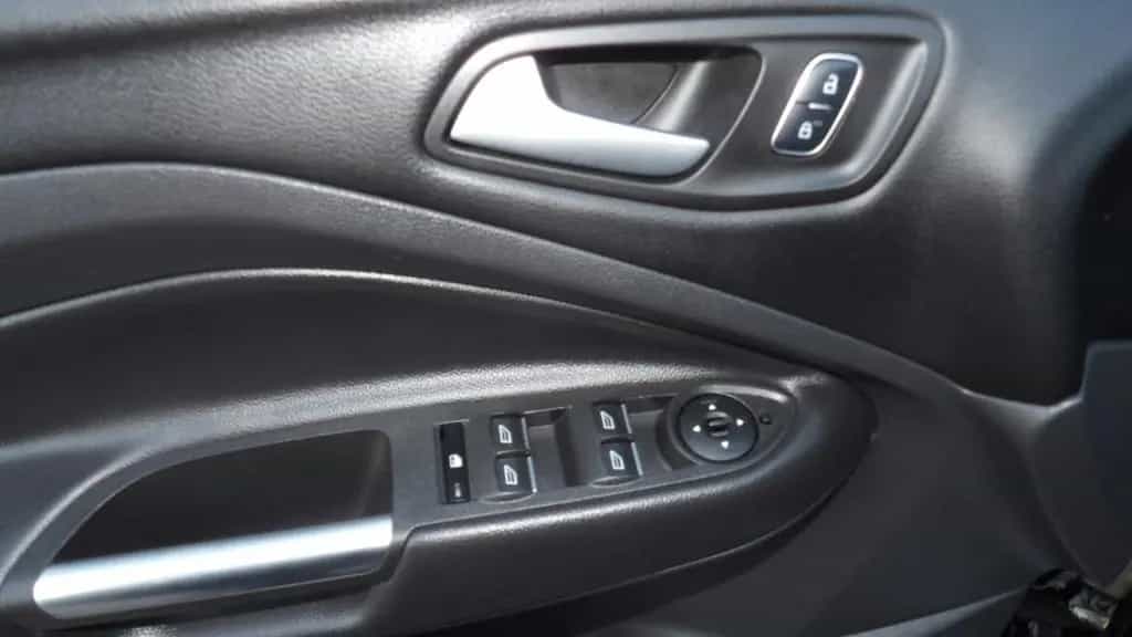 Ford Kuga ST-Line*PDC*Navi*SHZ*GRA* 03/2018-photo-15