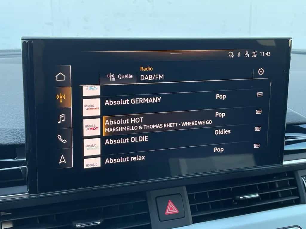 Audi A4 40 TFSI Avant S line quattro Matrix/AHK/Pano/ 11/2022-photo-14