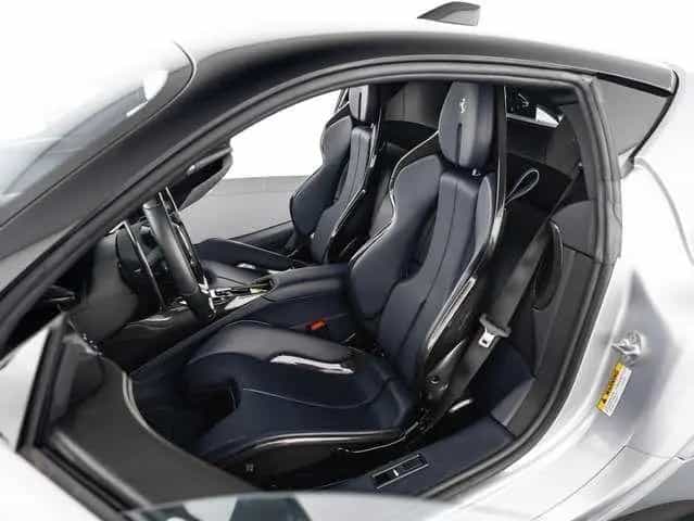 Ferrari SF90 Stradale 10/2023-photo-9