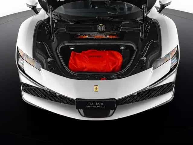 Ferrari SF90 Stradale 10/2023-photo-12