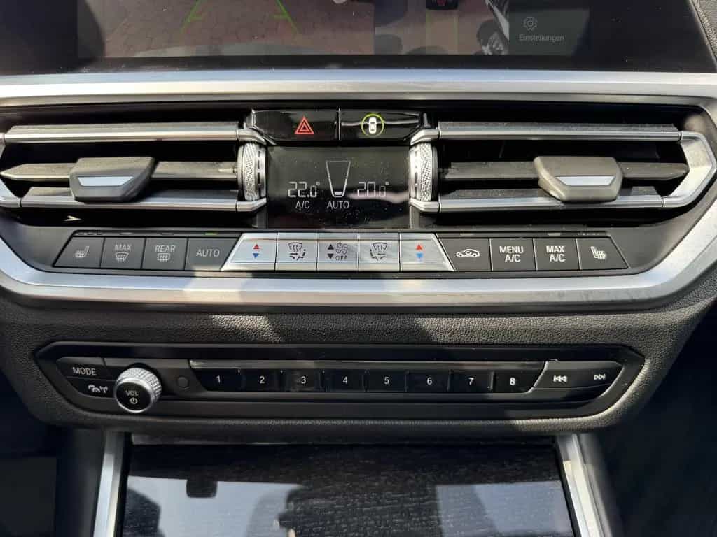 BMW 320 d xDrive Luxury Line M-LENK HUD PANO 360 ACC 09/2019-photo-23