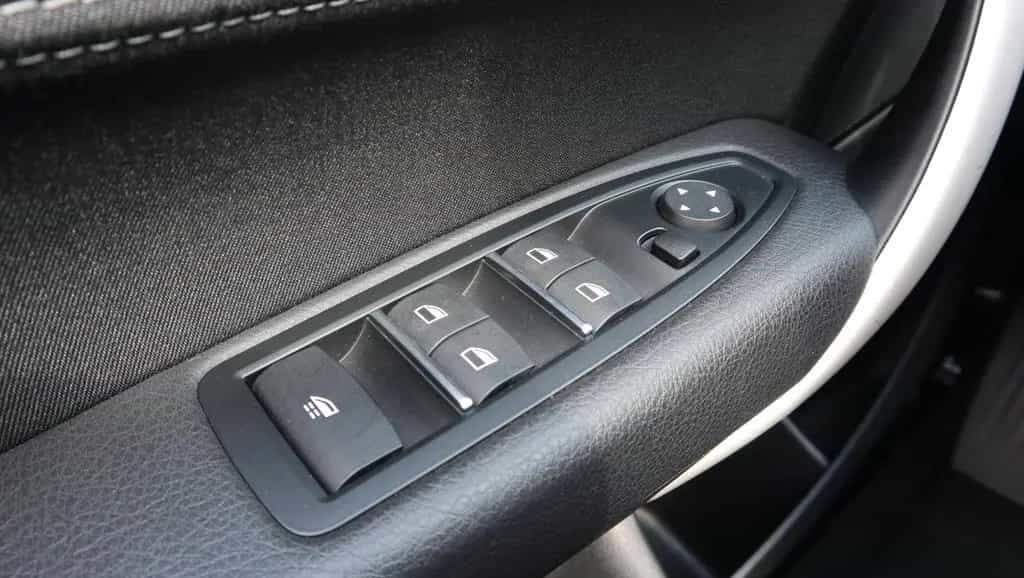 BMW 218 2 Cabrio 218 i Advantage 04/2020-photo-16