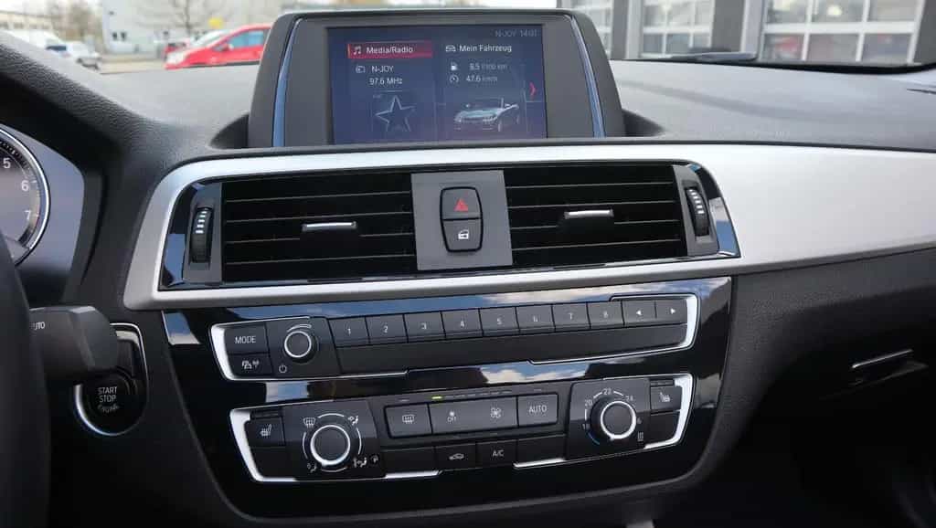BMW 218 2 Cabrio 218 i Advantage 04/2020-photo-18