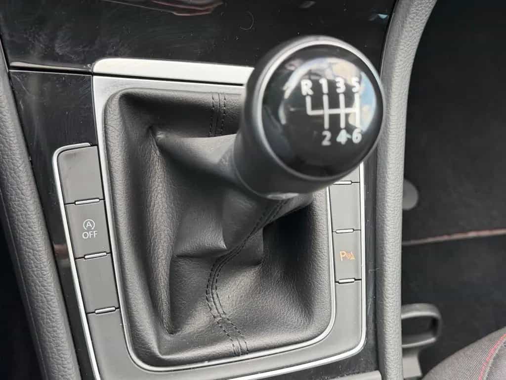 Volkswagen Golf VII Lim. Sound*S-HEFT+PDC+KLIMAAUTO+SHZ*TOP 02/2018-photo-13