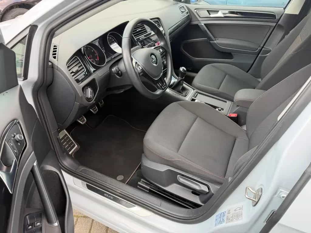 Volkswagen Golf VII Lim. Sound*S-HEFT+PDC+KLIMAAUTO+SHZ*TOP 02/2018-photo-23