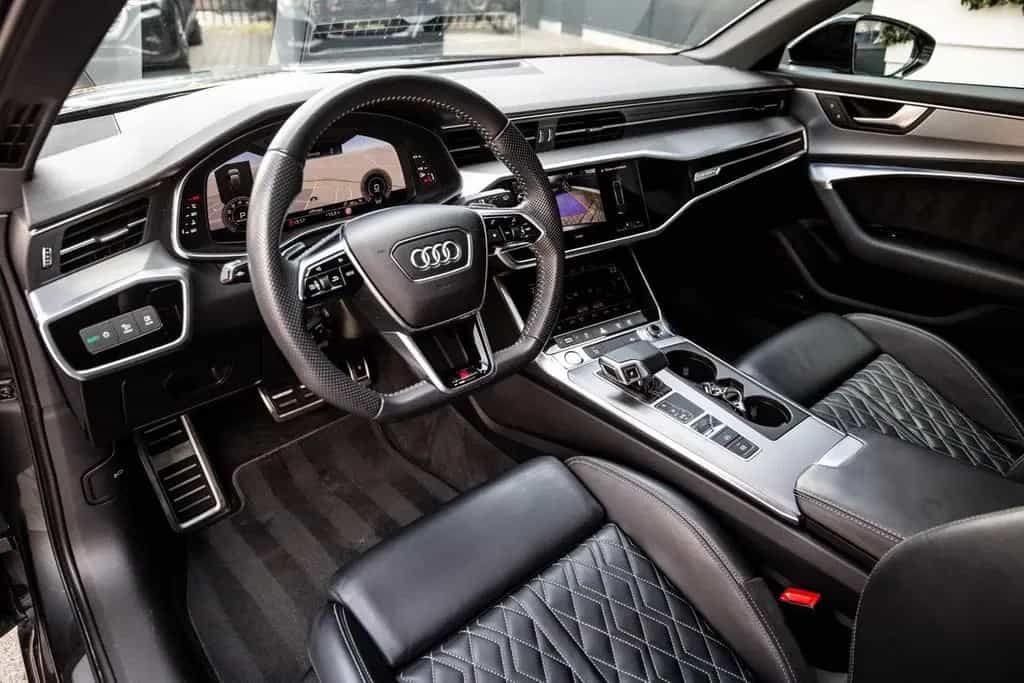 Audi A6 Avant 55 TFSI quattro S edition 09/2019-photo-4