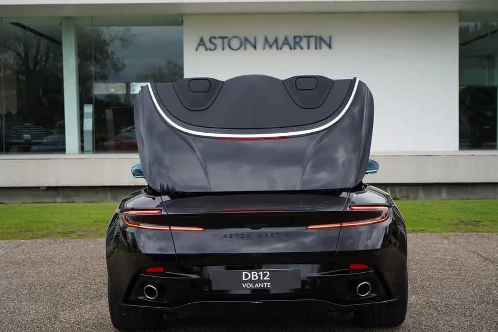Aston Martin DB12 4.0 V8 Volante 03/2026-photo-23