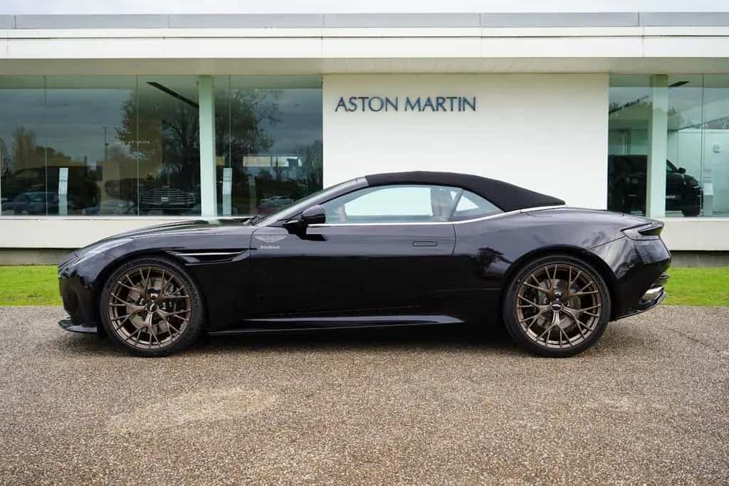 Aston Martin DB12 4.0 V8 Volante 03/2026-photo-4
