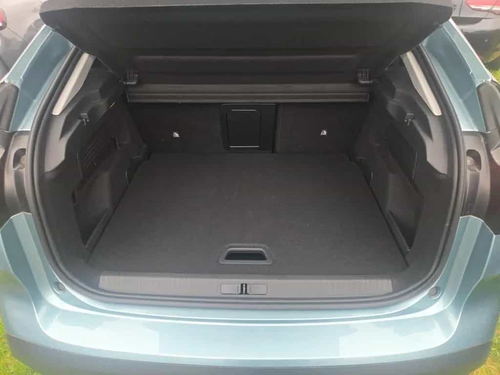 Citroën C4 1.2 12V e-THP / PureTech 12/2023-photo-5