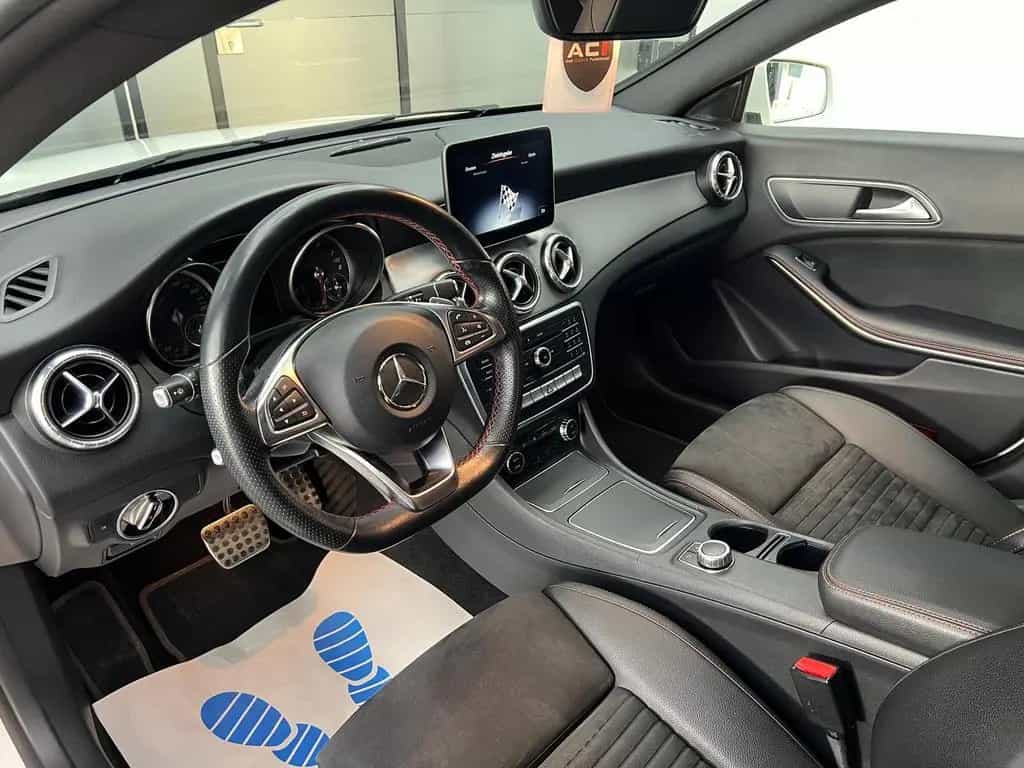 Mercedes-Benz CLA-Class 250 CGI 4Matic, AMG, Kamera,LED,StandH.,Pano 01/2019-photo-23
