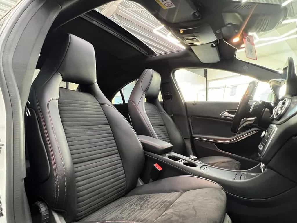 Mercedes-Benz CLA-Class 250 CGI 4Matic, AMG, Kamera,LED,StandH.,Pano 01/2019-photo-30