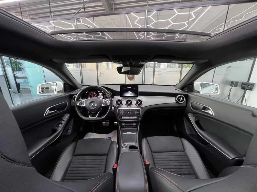 Mercedes-Benz CLA-Class 250 CGI 4Matic, AMG, Kamera,LED,StandH.,Pano 01/2019-photo-32