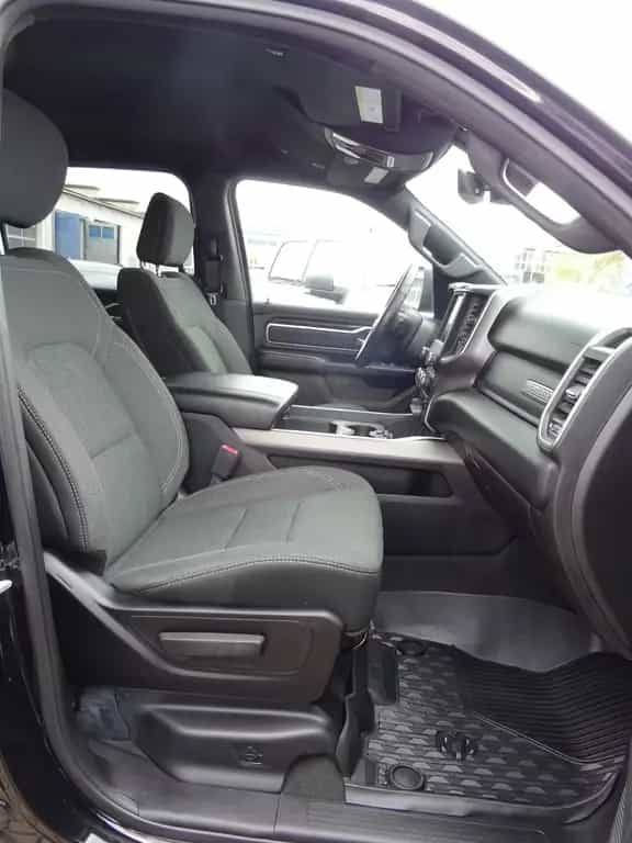 Dodge RAM 5.7 1500 HEMI 4X4 BIG HORN CREW CAB 04/2019-photo-12