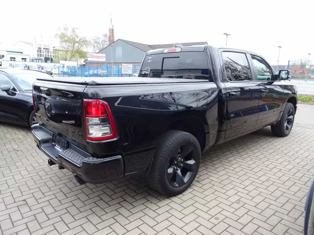 Dodge RAM 5.7 1500 HEMI 4X4 BIG HORN CREW CAB 04/2019-photo-3