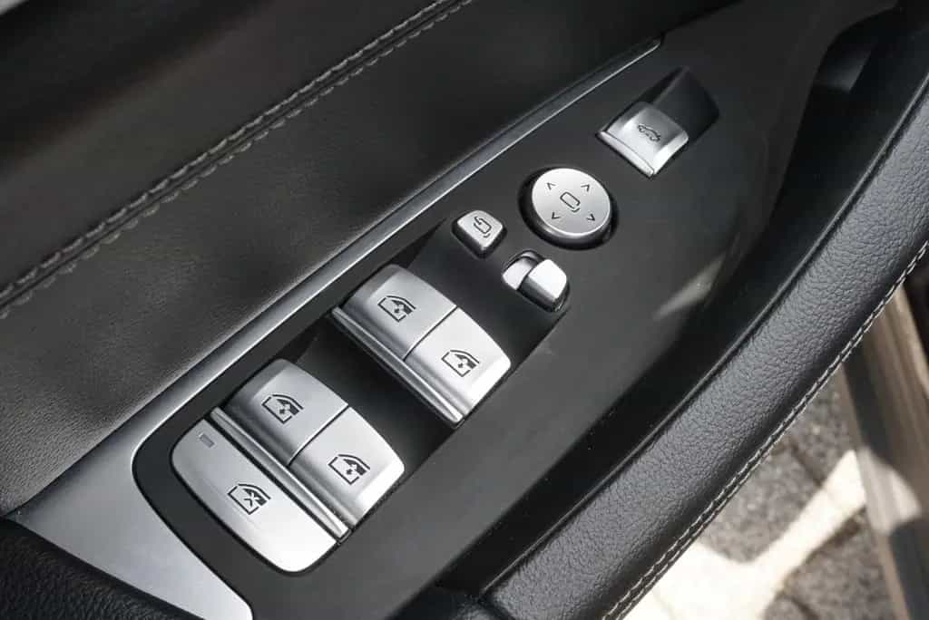 BMW X3 xD 30d xLine LED RFK AHK PANO HUD ACC Keyless 06/2021-photo-31