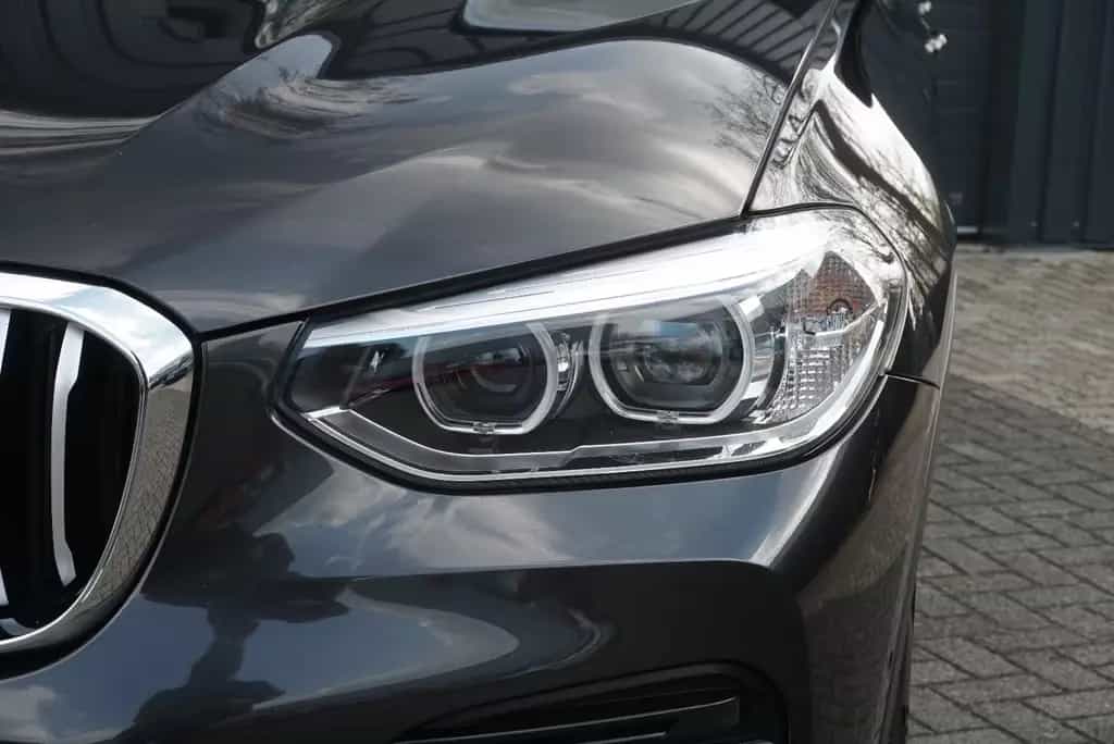 BMW X3 xD 30d xLine LED RFK AHK PANO HUD ACC Keyless 06/2021-photo-9