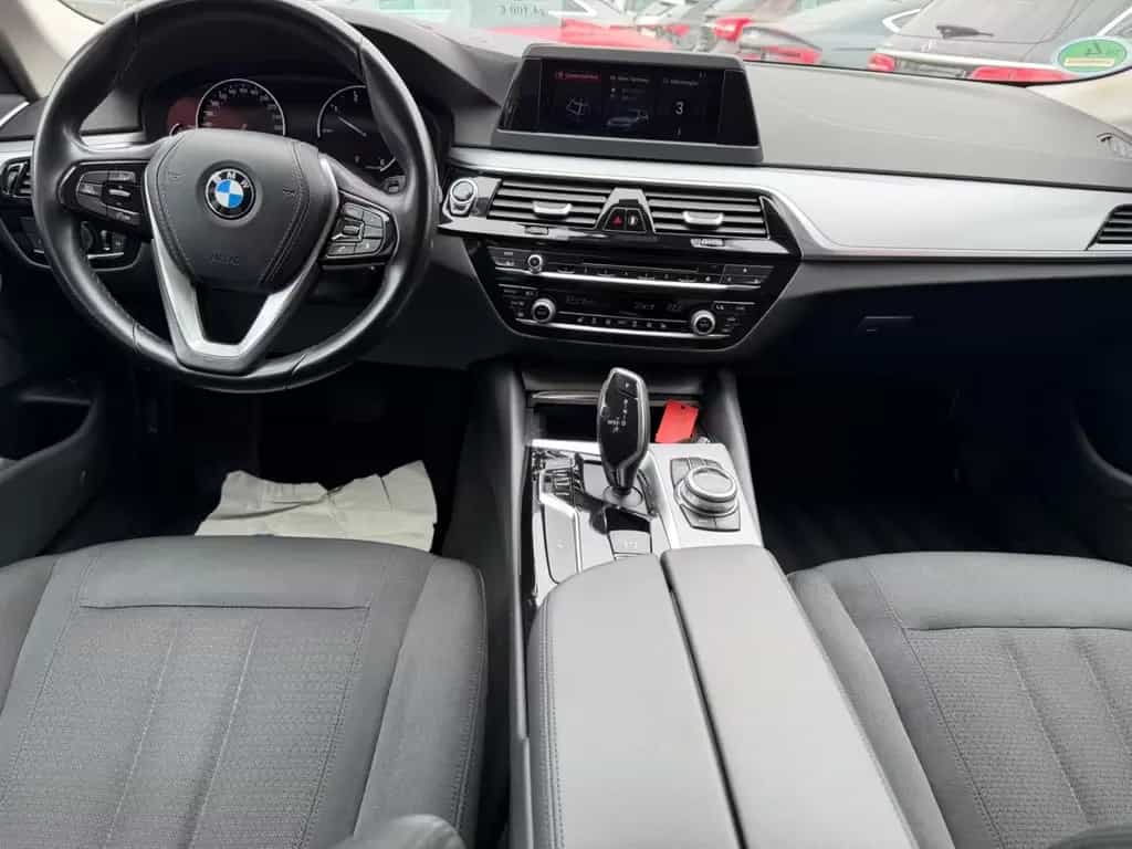 BMW 520 5 Limousine Steptronic*Led*Uni*PDC*Navi 01/2018-photo-10