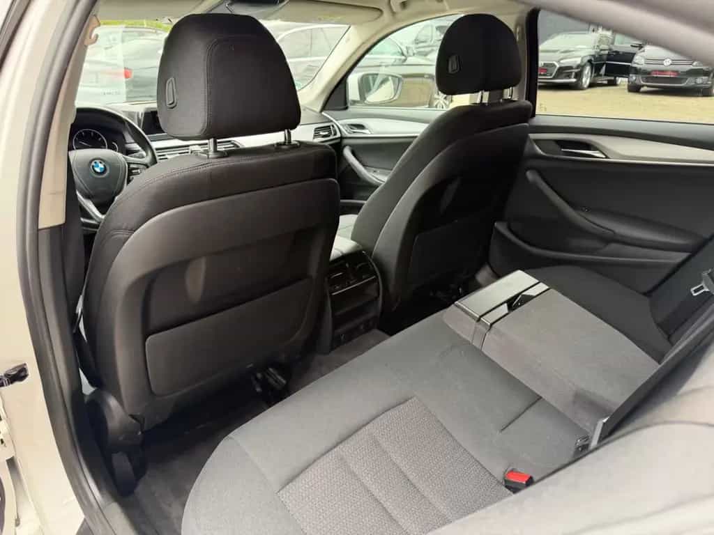 BMW 520 5 Limousine Steptronic*Led*Uni*PDC*Navi 01/2018-photo-8