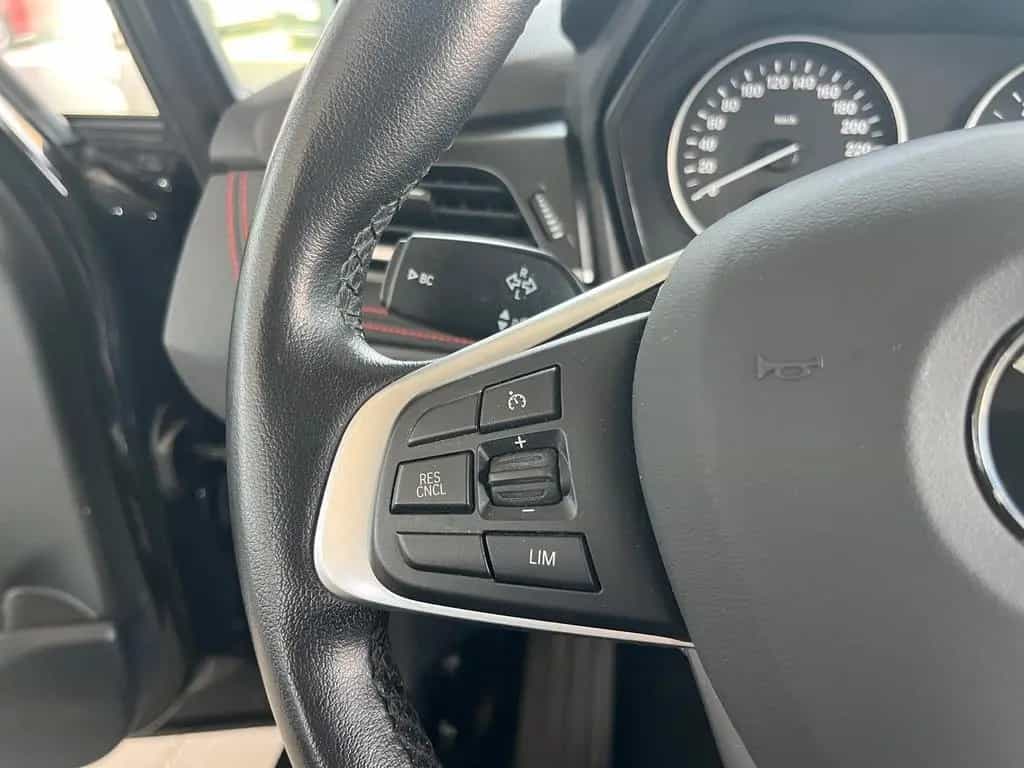 BMW 2 Series 218i Active Tourer Klimaauto, Einparkhi, AHK 04/2017-photo-14