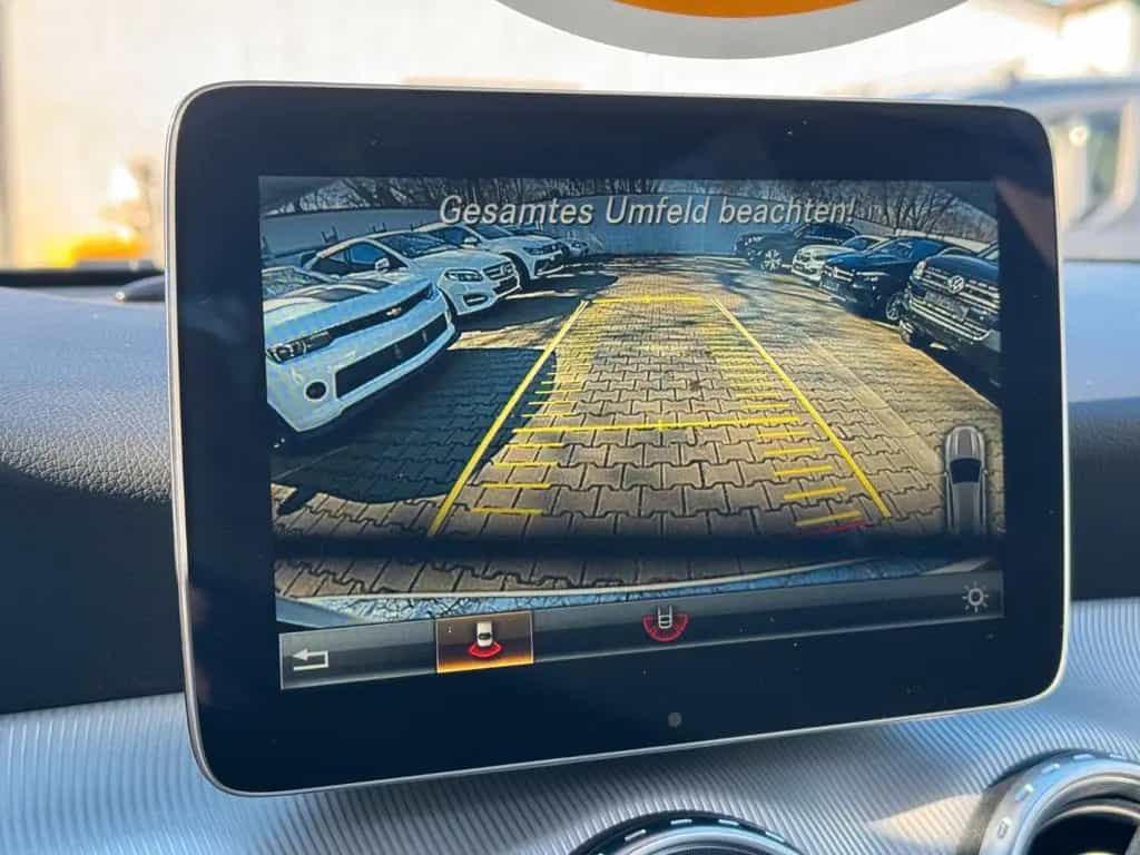 Mercedes-Benz GLA-Class 250 Totwinkel*Kamera*Ambiente*Pano*Xenon* 01/2017-photo-37