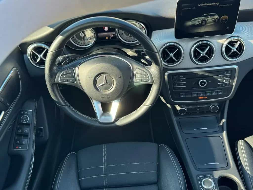 Mercedes-Benz GLA-Class 250 Totwinkel*Kamera*Ambiente*Pano*Xenon* 01/2017-photo-42